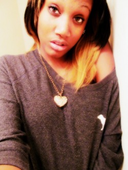finestfemaleson:  http://skuzemypretty.tumblr.com 