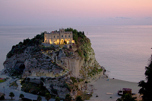 vacilandoelmundo:Tropea, Italy