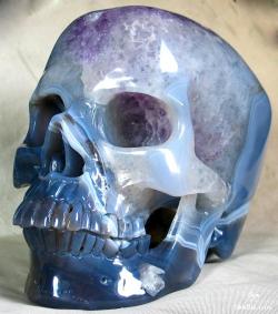 Cntr0L:  Agate Skull With Crystal Peep Hole 