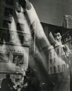 liquidnight:  Lisette Model Fifth Avenue, 1940s From Lisette Model 