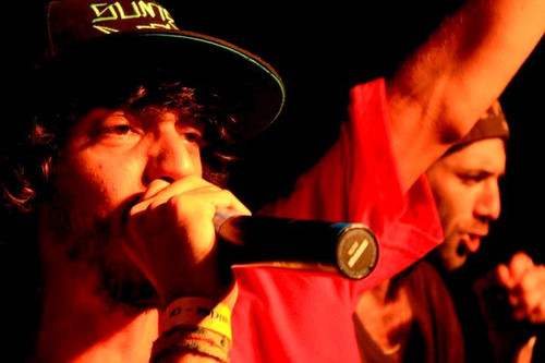 cha-chamaosmuleke:  Se é rap samba funk punk então me chame ,Só os maluco doido