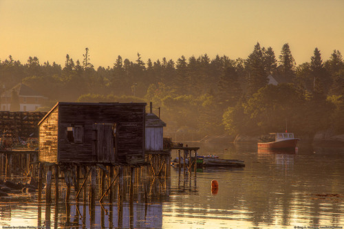 cabinporn:  Marina shack in Gouldsboro, Maine. Photo by Greg Hartford. 