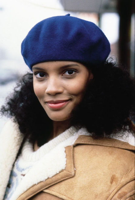 sugahstarshine:  brucewayneatl:  dee315:  Lisa McDowell   She’s your queen to be…