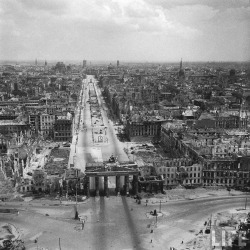 operationbarbarossa:  Berlin - 1945 