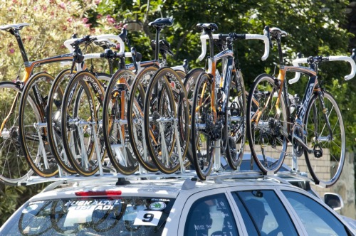cyclingpics: TDU 2012 - Stage 3 Orcas make a grand entrance