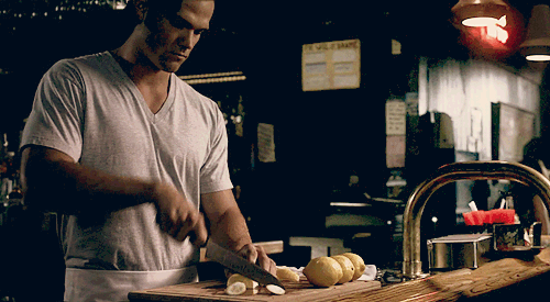 eowynchester:  #fuckin sexy ass arms and sexy ass apron and sexy ass vneck and sexy