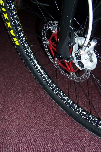 chirosangaku: Mtbr.com Forums - Anybody seen this rim? Velocity Blunt 29er with skulls