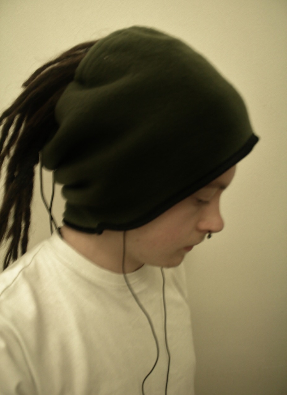 medlockandload:  lazy evening. i look scruffy in that hat every time i wear it but