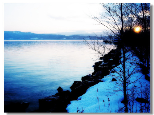 JAPAN 北海道Hokkaido 洞爺湖日出Lake Toya sunrise (via Ming - chun (very busy ))