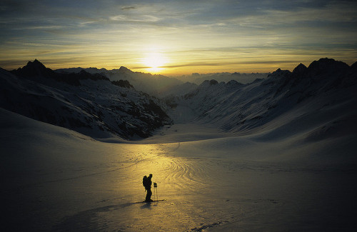 by Alpine Light &amp; Structure on Flickr.Skiing on Oberaar Glacier in Bernese Alps, Switzerland.