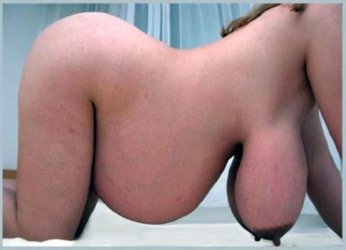 fiendishfetishes:  I know what she was made for. 