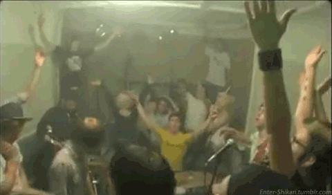 cr0wz:if you don’t clap you’re a faggot