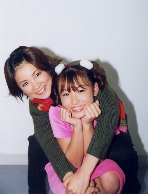 Hitomi Yoshizawa,Ai Kago