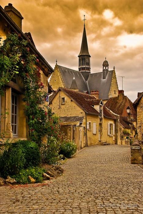 bluepueblo:  Ancient Village, Montrésor, France  photo via kate 