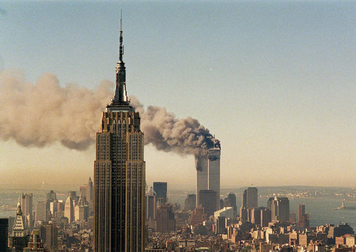 l-a-u-g-h-i-n-g:  r-volvers:  sofiadreighton:  my dad was in the 2nd tower  ^^^ :’(