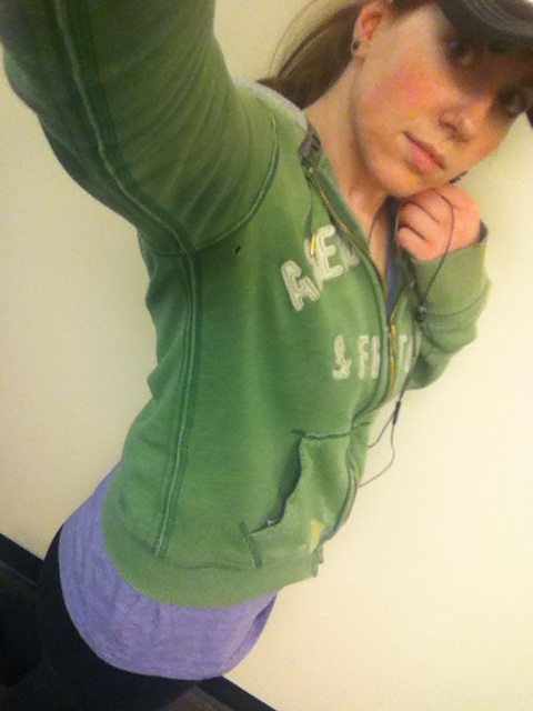 slinkandswagger:  Gettin’ my fix. 