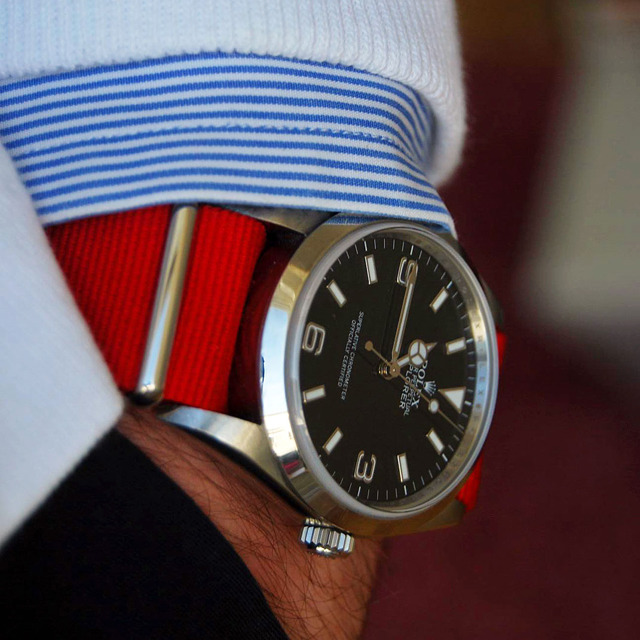 thecoastaltheory:  Red strap on a Rolex? Mhmmm 