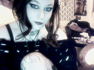 vi0letmassacre:  le face  le cute