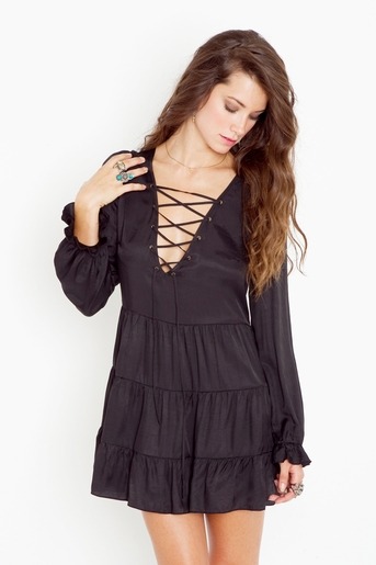 gothfinds:  Tied up babydoll dress. A great piece for just ม.50 http://www.nastygal.com/sale-dresses/tied-up-babydoll-dress—black