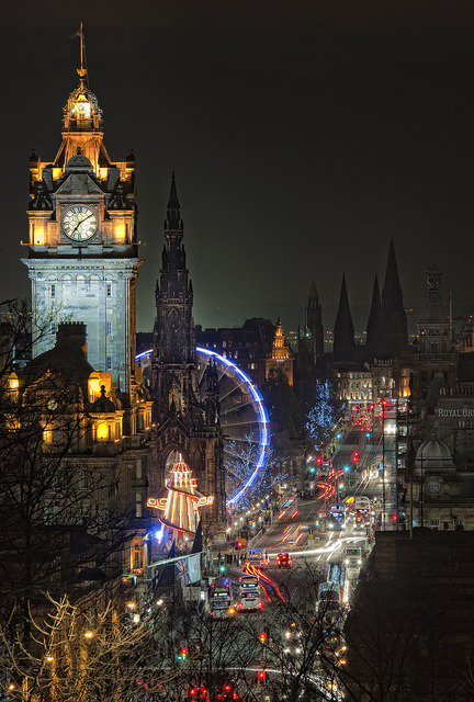 allthingseurope:Edinburgh- Night shot (by Graham Stirling)