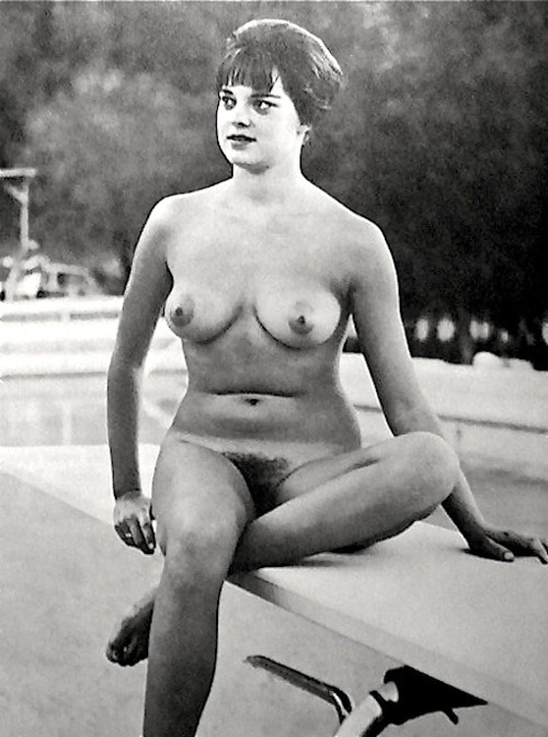 http://nudevintage.tumblr.com/post/16379363537