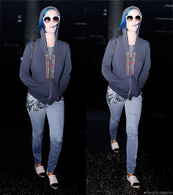 iheartkatyperry:  at LAX - 01/23/2012 