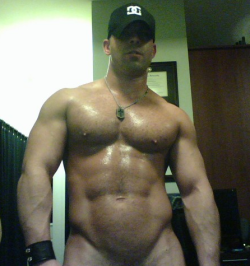machosniffer:  always worth the reblog wetlust:  acebannon:  Playtime.  Hottest gay content at www.wetlust.tumblr.com  