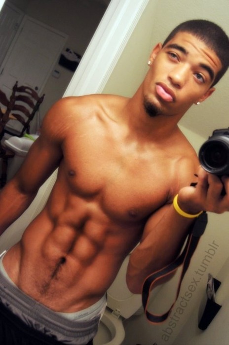 youtastemyaura:  This Is My Prince Charming &amp; We Gonna Have Babies Together * Moans * 