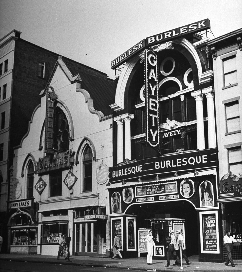 legrandcirque:  The exterior of the &lsquo;GAYETY Theatre&rsquo; on Ninth