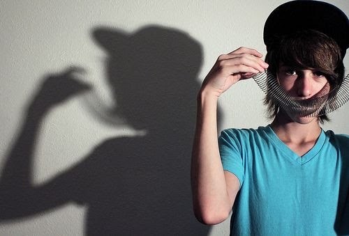 perfectdeception-blog-blog:  Para o seu governo, eu sou independente. Posso sofrer mais não vou ficar na sua pra sempre. -Perfeita decepção 
