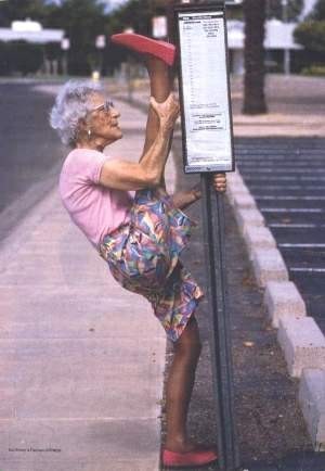 clubgreeneyed:  this will be me when i’m a granny!  Granny still got it!