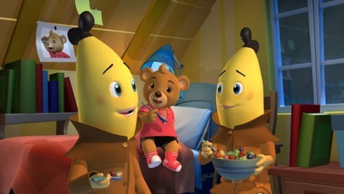 im-sorry-icantbeperfect:  jonasbrosflawless:   BANANAS EN PIJAMAS CUANDO ERA NIÑA        BANANAS EN PIJAMAS AHORA       Esta viendo la tele y de repente veo esto de los bananas en pijamas animado ._. Pff era mucho mejor como antes :L  dhasdjasdjaghs