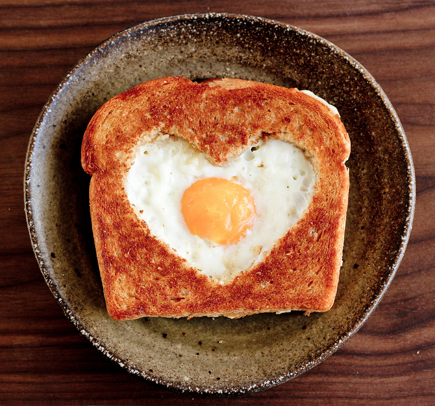 capturedcravings:  For Valentine’s Day Morning! Eggs in a Basket! 