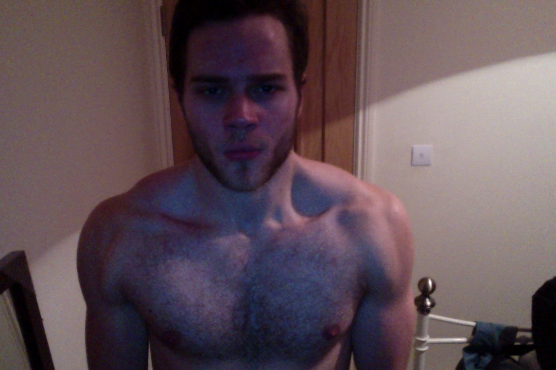 lovemanfur:  badundunblog:  titty tuesday.   A hottie’s blog with lots of hot