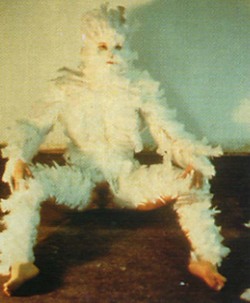 fernsandmoss:  Ana Mendieta, Feathered, 1972