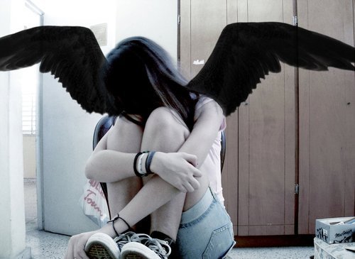   No começo é sempre assim, ele é todo simpático com você, te chamando de amor,