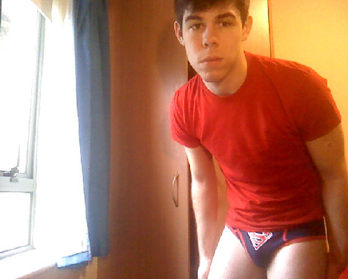 alittlelionman:  superman tuesday 
