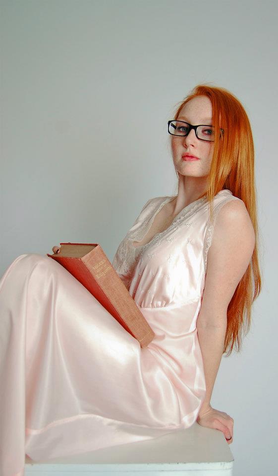 gingertopia:  1950s pink lace nightgown! And Vogue’s Book of Etiquette from waay