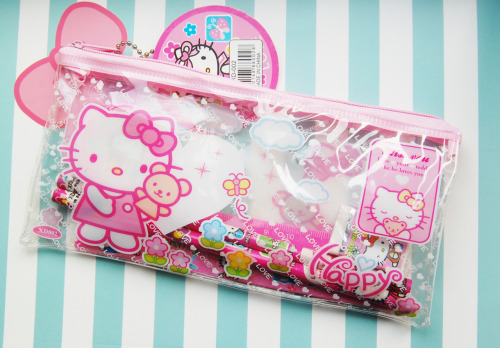 misskittyxo:  Giveaway time from Miss Kitty!As a thank you for being such lovely followers, I have decided to share some of my cute stuff with you!What you can win:♡ Rilakkuma 6” plush.♡ Rilakkuma iPhone 4/4S case.♡ Rilakkuma nail clippers.♡