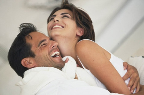 The measure of love is to love without measure. Thamy Évellin