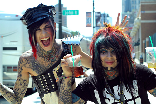 the-sgtc-report:  The dynamic duo Dahvie Vanity &amp; Jayy Von Monroe &lt;3