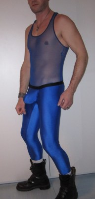 nylongay:  nylongay:  My lycra bulge (selfpic)  http://nylongay.tumblr.com/archive 