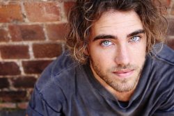 ocean-spray:  enjoyeverymomentt:  addictionn:  ecs-tatic:  number three on hottest 100 you beautiful man !!  MATT CORBY  nomnomnom  daaaym 