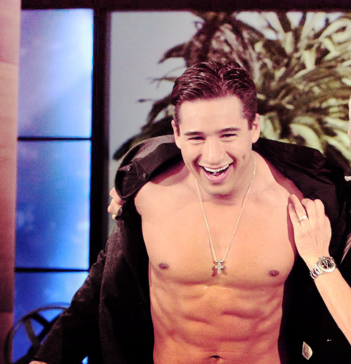 bolinss:  Mario Lopez Takes It Off ON Ellen! 