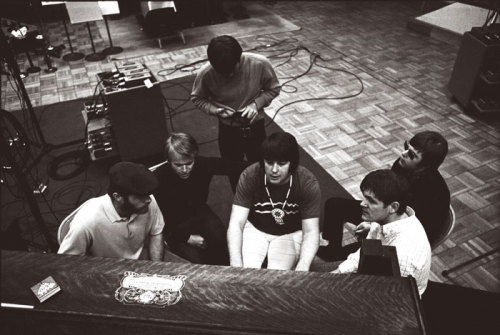 saummos:  brian wilson teaching the beach boys songs from smile record, 1966 