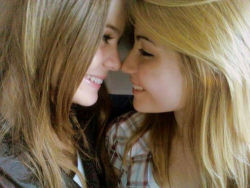 Lezbianity:  Bitches Love Lesbians On We Heart It. Http://Weheartit.com/Entry/21376518