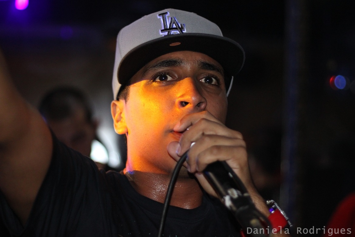 skate-amor-musica:  ”O rap é um exército invisível? Num é não Rapá… É