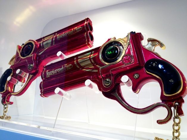 A Little Bit on the Bayonetta Side: Check out these replicas of Bayonetta’s guns at Platinum’s studio. The pic was snapped by Hideo Kojima on a visit, presumably to work on Metal Gear Rising: Revengeance.