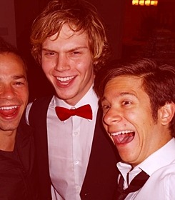islandoflies-blog:  Evan Peters   Red 