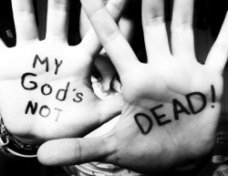 jodilovesjesus:  He’s surely alive!! 